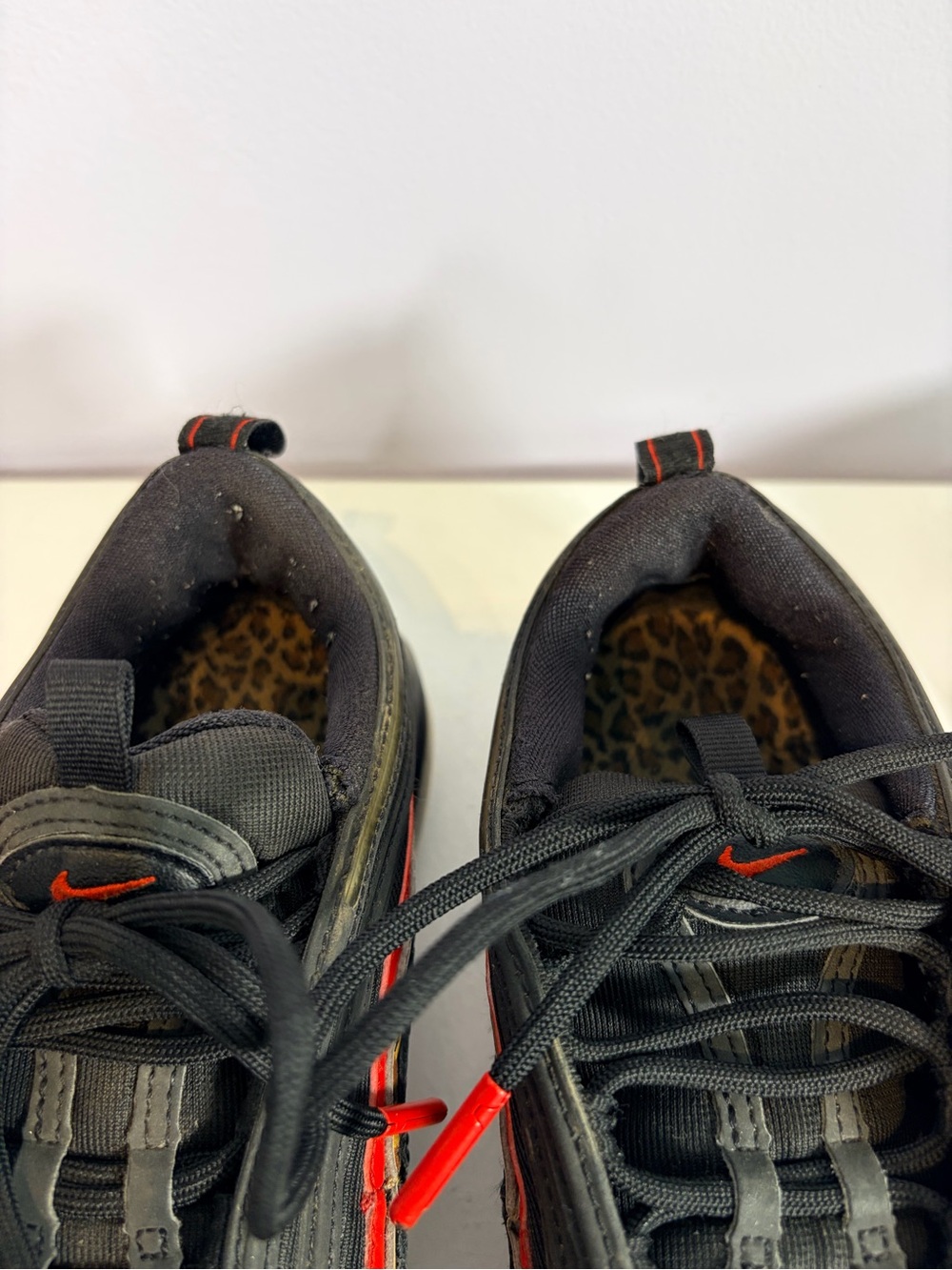 Nike Womens Air Max 97 Leopard Pack Black/Red Athletic Sneakers Size 6 - Picture 8 of 8